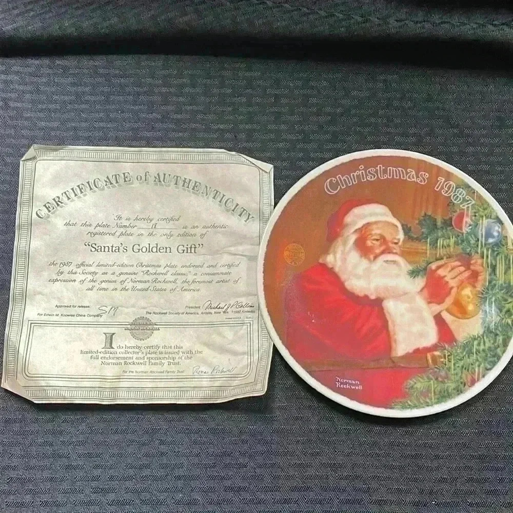 1987 Limited edition Christmas plate.